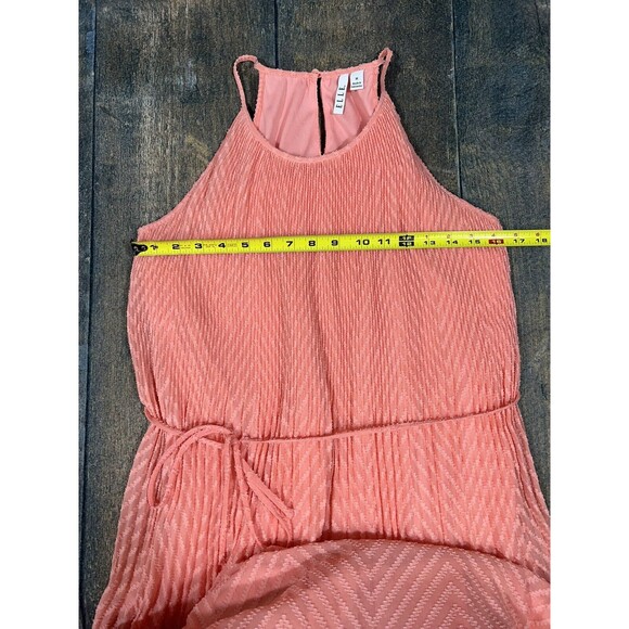 Elle Women’s Size Medium Coral Dress! Short, Tie Waist! Textured! - Picture 4 of 7